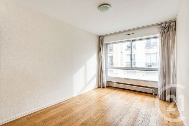 Appartement F3 à vendre - 3 pièces - 70.0 m2 - PARIS - 75015 - ILE-DE-FRANCE - Century 21 Immoside Lecourbe Vaugirard