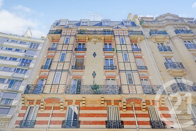 Appartement à vendre - 3 pièces - 55.13 m2 - PARIS - 75015 - ILE-DE-FRANCE - Century 21 Immoside Lecourbe Vaugirard
