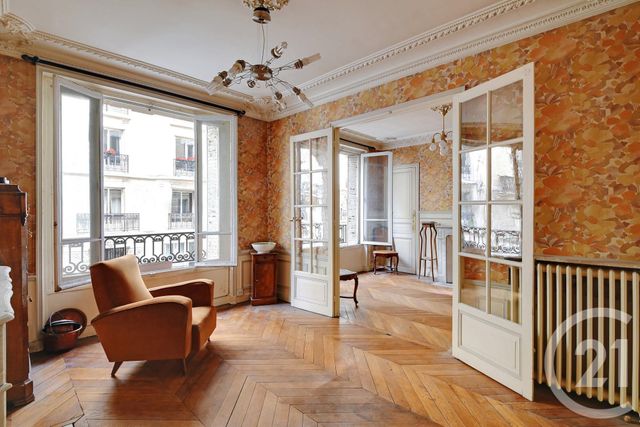  - PARIS - 