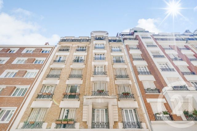 Appartement F2 à vendre - 2 pièces - 41.25 m2 - PARIS - 75015 - ILE-DE-FRANCE - Century 21 Immoside Lecourbe Vaugirard
