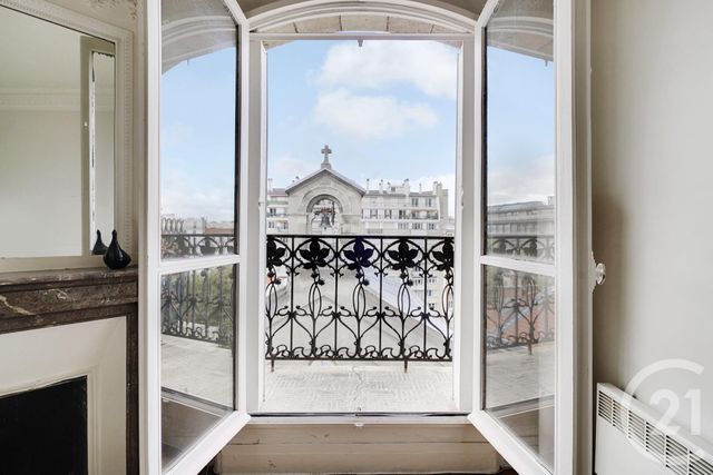  - PARIS - 