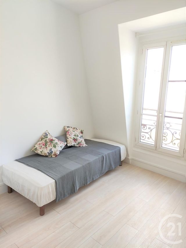 Studio à louer PARIS