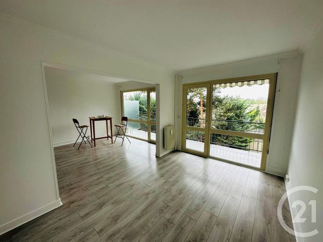 Appartement F3 à louer - 3 pièces - 60.0 m2 - LIVRY GARGAN - 93 - ILE-DE-FRANCE - Century 21 Immoside Lecourbe Vaugirard