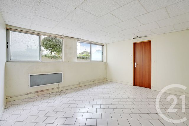 Appartement F1 à vendre - 1 pièce - 25.7 m2 - PARIS - 75015 - ILE-DE-FRANCE - Century 21 Immoside Lecourbe Vaugirard