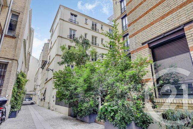 Appartement F2 à vendre - 2 pièces - 29.92 m2 - PARIS - 75017 - ILE-DE-FRANCE - Century 21 Immoside Lecourbe Vaugirard