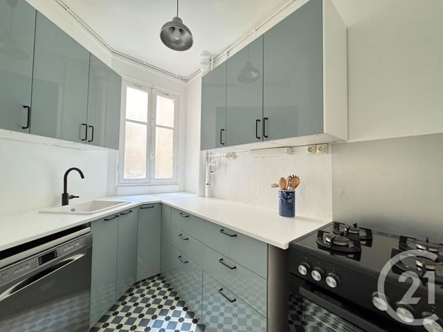 Appartement F4 à louer - 4 pièces - 80.9 m2 - PARIS - 75015 - ILE-DE-FRANCE - Century 21 Immoside Lecourbe Vaugirard