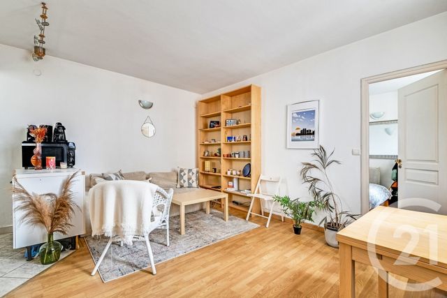 Appartement F2 à vendre - 2 pièces - 35.86 m2 - PARIS - 75015 - ILE-DE-FRANCE - Century 21 Immoside Lecourbe Vaugirard