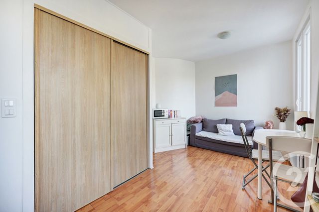 Appartement Studio à vendre - 1 pièce - 17.02 m2 - PARIS - 75015 - ILE-DE-FRANCE - Century 21 Immoside Lecourbe Vaugirard