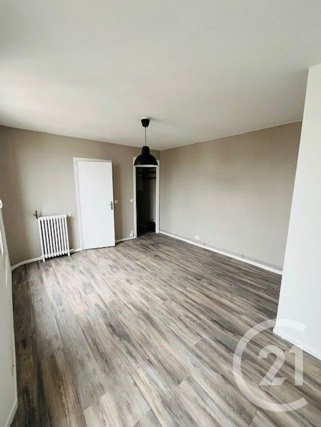 Afficher la photo en grand Appartement F1 à louer - 1 pièce - 24.33 m2 - ISSY LES MOULINEAUX - 92 - ILE-DE-FRANCE - Century 21 Immoside Lecourbe Vaugirard