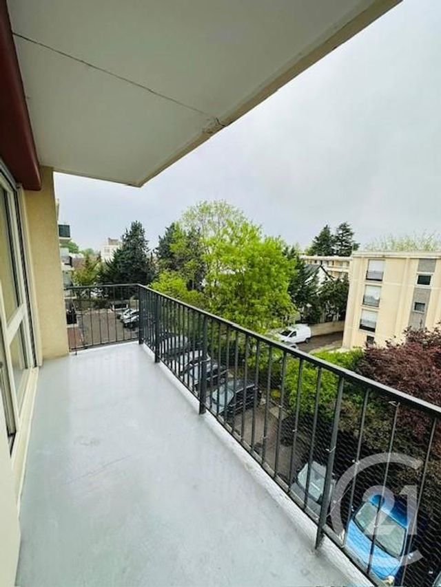 Appartement F3 à louer - 3 pièces - 60.07 m2 - LIVRY GARGAN - 93 - ILE-DE-FRANCE - Century 21 Immoside Lecourbe Vaugirard