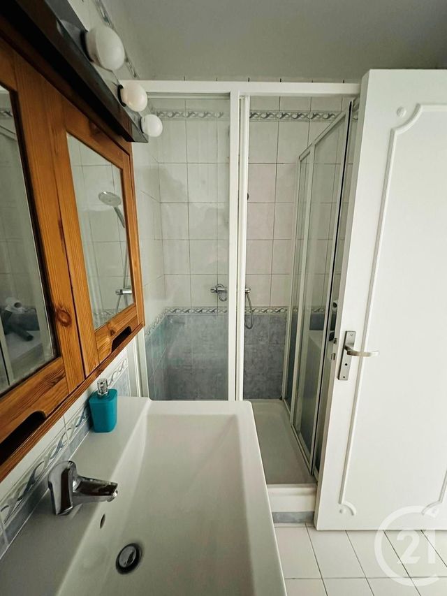 Appartement F3 à louer - 3 pièces - 60.07 m2 - LIVRY GARGAN - 93 - ILE-DE-FRANCE - Century 21 Immoside Lecourbe Vaugirard