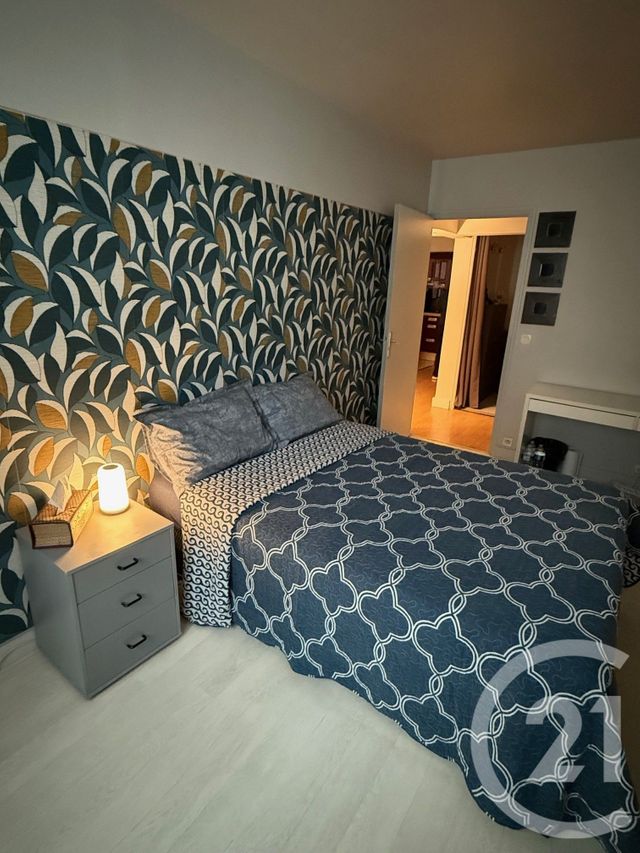 Appartement F4 à louer - 4 pièces - 82.37 m2 - PARIS - 75015 - ILE-DE-FRANCE - Century 21 Immoside Lecourbe Vaugirard