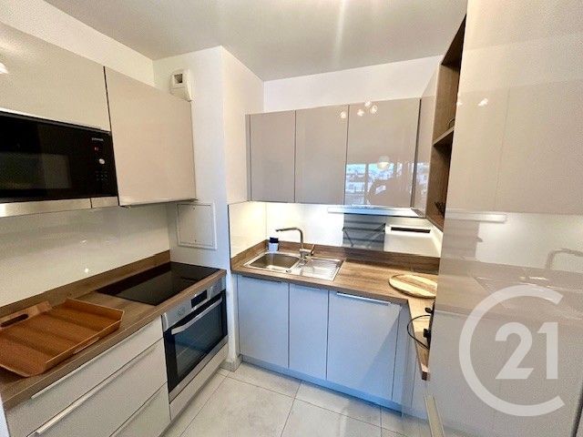 Appartement F2 à louer - 2 pièces - 44.04 m2 - PARIS - 75015 - ILE-DE-FRANCE - Century 21 Immoside Lecourbe Vaugirard