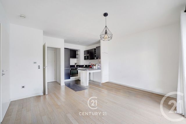 Appartement F2 à louer - 2 pièces - 41.41 m2 - PARIS - 75015 - ILE-DE-FRANCE - Century 21 Immoside Lecourbe Vaugirard