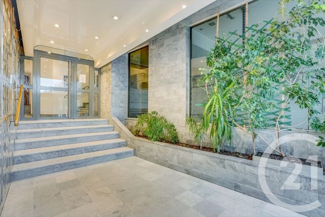 Appartement F1 à vendre - 1 pièce - 35.76 m2 - PARIS - 75015 - ILE-DE-FRANCE - Century 21 Immoside Lecourbe Vaugirard