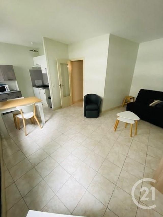 Appartement F1 à louer - 1 pièce - 28.0 m2 - PARIS - 75015 - ILE-DE-FRANCE - Century 21 Immoside Lecourbe Vaugirard