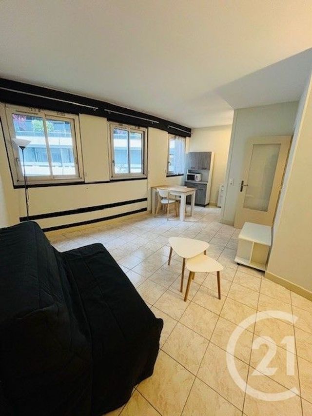 Appartement F1 à louer PARIS