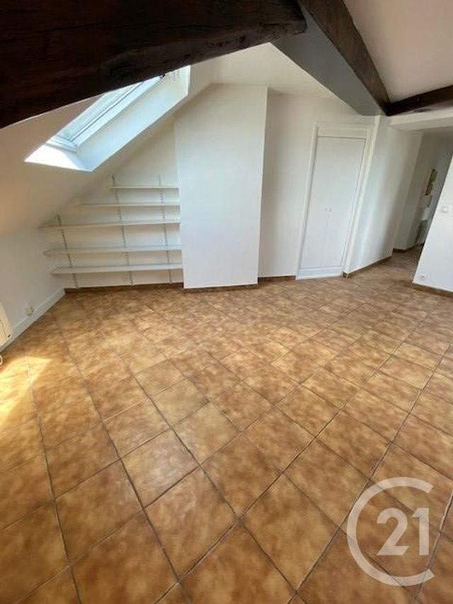 Appartement F1 à louer - 2 pièces - 31.1 m2 - PARIS - 75015 - ILE-DE-FRANCE - Century 21 Immoside Lecourbe Vaugirard