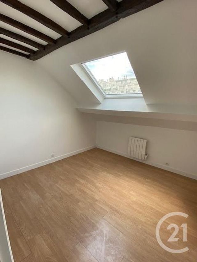 Appartement F1 à louer - 2 pièces - 31.1 m2 - PARIS - 75015 - ILE-DE-FRANCE - Century 21 Immoside Lecourbe Vaugirard