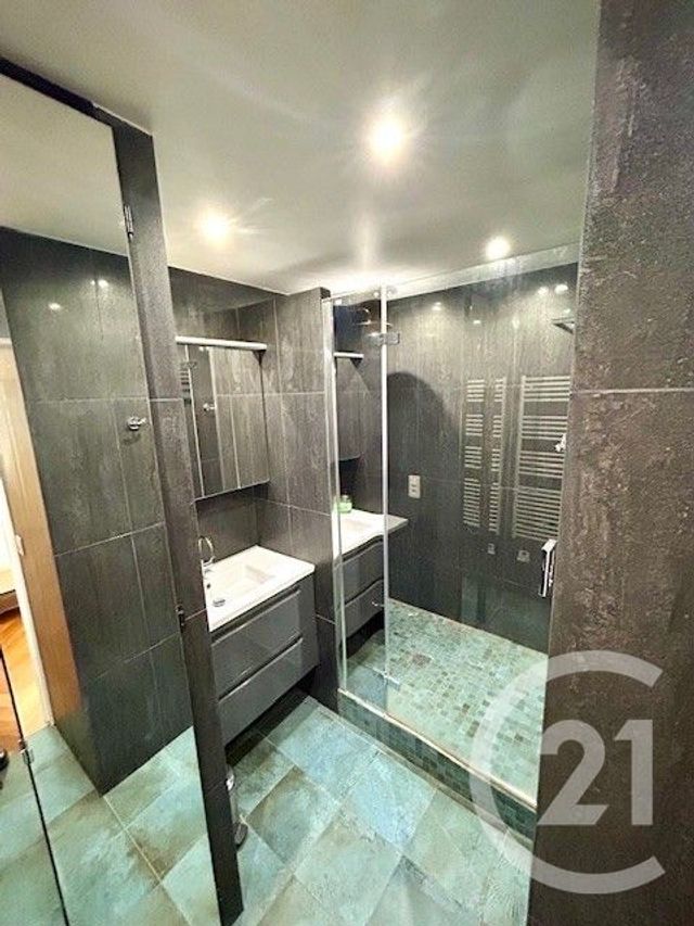 Appartement à louer - 2 pièces - 61.23 m2 - PARIS - 75015 - ILE-DE-FRANCE - Century 21 Immoside Lecourbe Vaugirard