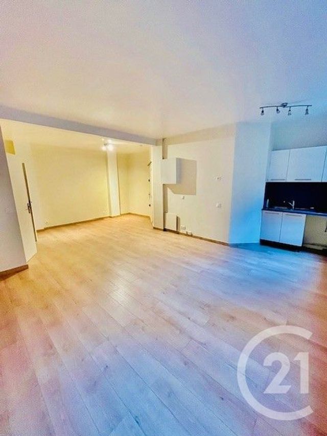 Appartement F1 à louer - 1 pièce - 37.3 m2 - PARIS - 75015 - ILE-DE-FRANCE - Century 21 Immoside Lecourbe Vaugirard