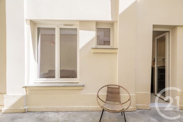 Appartement F1 à vendre - 1 pièce - 26.06 m2 - PARIS - 75018 - ILE-DE-FRANCE - Century 21 Immoside Lecourbe Vaugirard