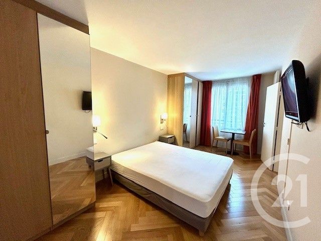Appartement F2 à louer - 2 pièces - 61.23 m2 - PARIS - 75015 - ILE-DE-FRANCE - Century 21 Immoside Lecourbe Vaugirard
