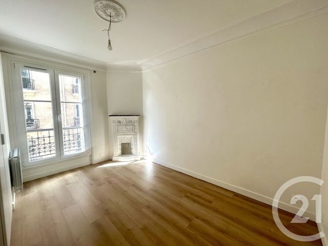 Appartement F2 à louer - 2 pièces - 39.4 m2 - PARIS - 75015 - ILE-DE-FRANCE - Century 21 Immoside Lecourbe Vaugirard
