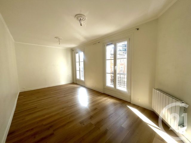 Appartement F2 à louer - 2 pièces - 39.4 m2 - PARIS - 75015 - ILE-DE-FRANCE - Century 21 Immoside Lecourbe Vaugirard