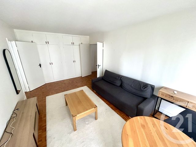 Appartement F2 à louer - 2 pièces - 43.7 m2 - PARIS - 75015 - ILE-DE-FRANCE - Century 21 Immoside Lecourbe Vaugirard