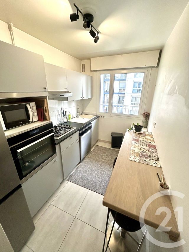 Appartement F2 à louer - 2 pièces - 43.7 m2 - PARIS - 75015 - ILE-DE-FRANCE - Century 21 Immoside Lecourbe Vaugirard