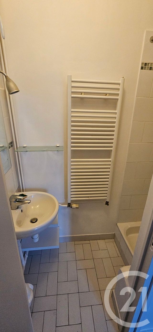 Appartement F2 à louer - 2 pièces - 49.88 m2 - ASNIERES SUR SEINE - 92 - ILE-DE-FRANCE - Century 21 Immoside Lecourbe Vaugirard