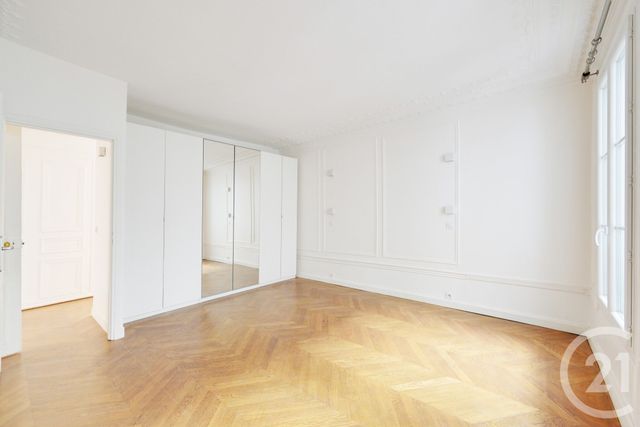 Appartement F5 à louer - 5 pièces - 180.0 m2 - PARIS - 75008 - ILE-DE-FRANCE - Century 21 Immoside Lecourbe Vaugirard