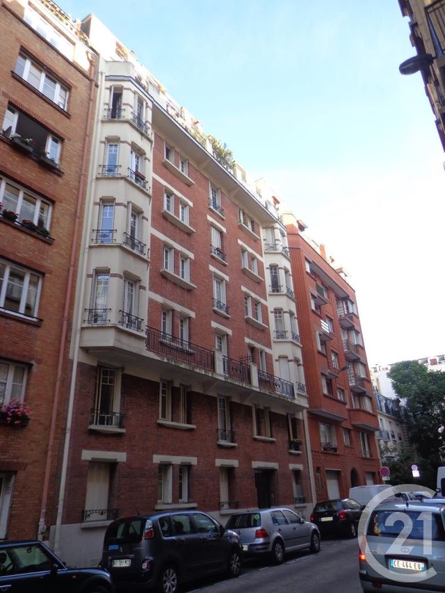 Appartement Studio à louer - 1 pièce - 26.0 m2 - PARIS - 75015 - ILE-DE-FRANCE - Century 21 Immoside Lecourbe Vaugirard