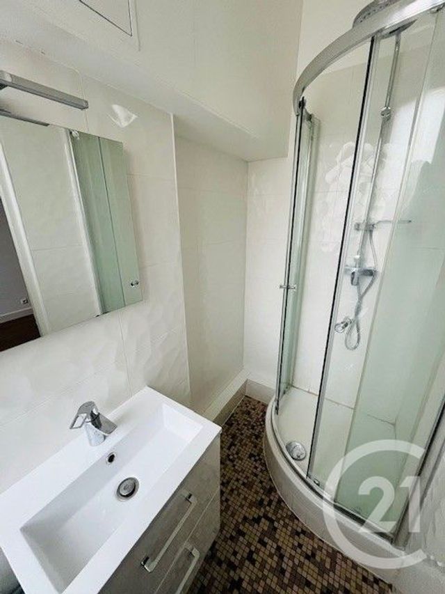 Appartement F3 à louer - 3 pièces - 55.7 m2 - MONTROUGE - 92 - ILE-DE-FRANCE - Century 21 Immoside Lecourbe Vaugirard