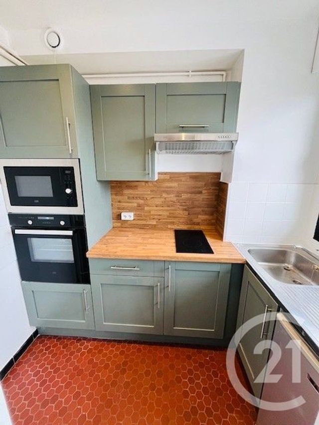 Appartement F1 à louer - 1 pièce - 30.0 m2 - PARIS - 75015 - ILE-DE-FRANCE - Century 21 Immoside Lecourbe Vaugirard