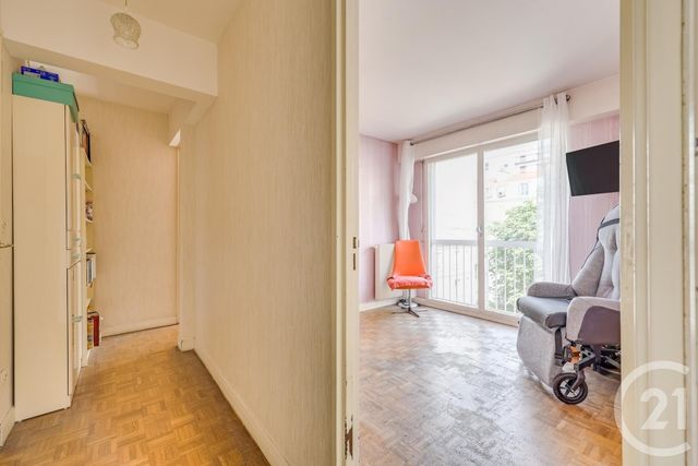 Appartement F5 à vendre - 4 pièces - 81.59 m2 - PARIS - 75015 - ILE-DE-FRANCE - Century 21 Immoside Lecourbe Vaugirard