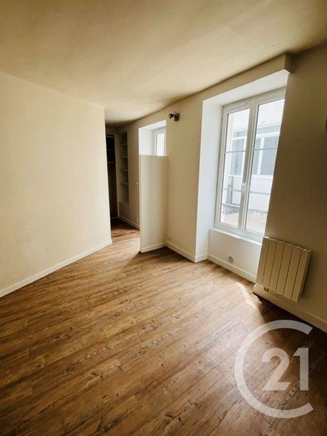 Appartement F2 à louer - 2 pièces - 29.0 m2 - PARIS - 75015 - ILE-DE-FRANCE - Century 21 Immoside Lecourbe Vaugirard
