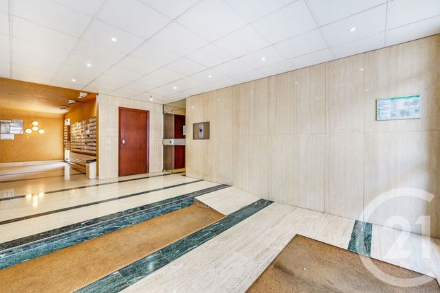 Appartement F2 à vendre - 2 pièces - 49.8 m2 - PARIS - 75015 - ILE-DE-FRANCE - Century 21 Immoside Lecourbe Vaugirard