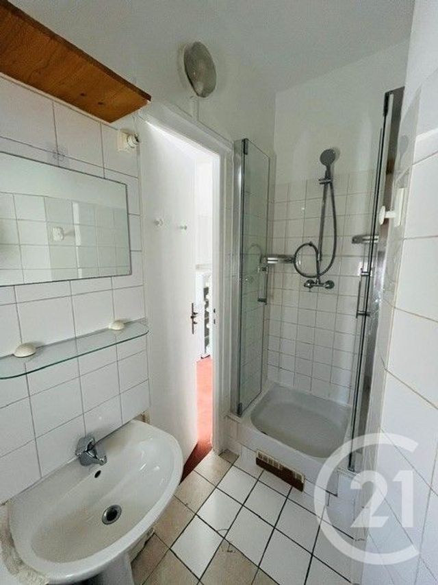 Appartement F3 à louer - 3 pièces - 52.3 m2 - PARIS - 75015 - ILE-DE-FRANCE - Century 21 Immoside Lecourbe Vaugirard