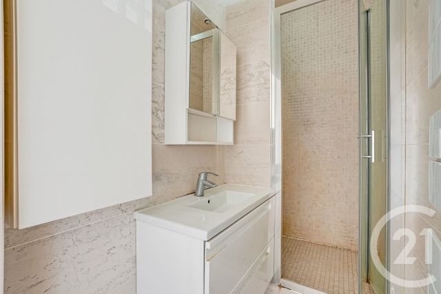 Appartement T3 à vendre - 3 pièces - 61.8 m2 - PARIS - 75015 - ILE-DE-FRANCE - Century 21 Immoside Lecourbe Vaugirard