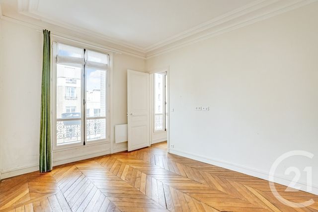 Appartement T3 à vendre - 3 pièces - 61.8 m2 - PARIS - 75015 - ILE-DE-FRANCE - Century 21 Immoside Lecourbe Vaugirard