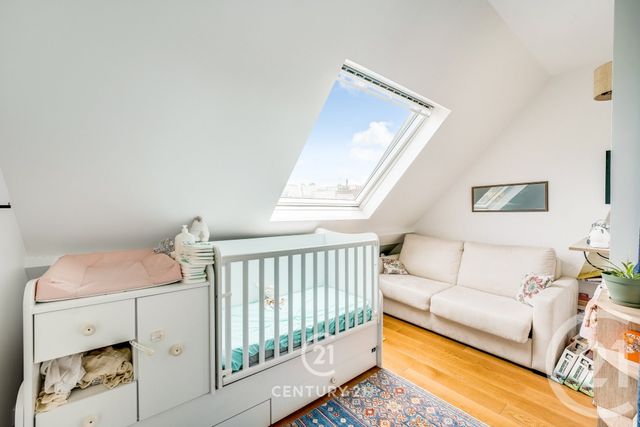 Appartement F4 à louer - 4 pièces - 81.75 m2 - PARIS - 75015 - ILE-DE-FRANCE - Century 21 Immoside Lecourbe Vaugirard