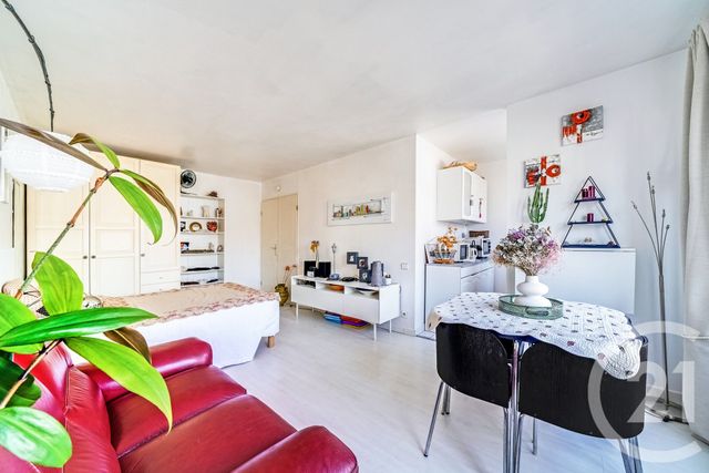 Appartement F1 à vendre - 1 pièce - 29.23 m2 - BOULOGNE BILLANCOURT - 92 - ILE-DE-FRANCE - Century 21 Immoside Lecourbe Vaugirard