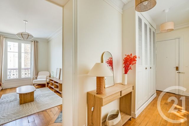Appartement T2 à vendre - 2 pièces - 48.9 m2 - PARIS - 75015 - ILE-DE-FRANCE - Century 21 Immoside Lecourbe Vaugirard