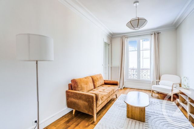 Appartement T2 à vendre - 2 pièces - 48.9 m2 - PARIS - 75015 - ILE-DE-FRANCE - Century 21 Immoside Lecourbe Vaugirard