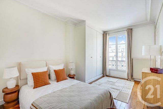 Appartement T2 à vendre - 2 pièces - 48.9 m2 - PARIS - 75015 - ILE-DE-FRANCE - Century 21 Immoside Lecourbe Vaugirard