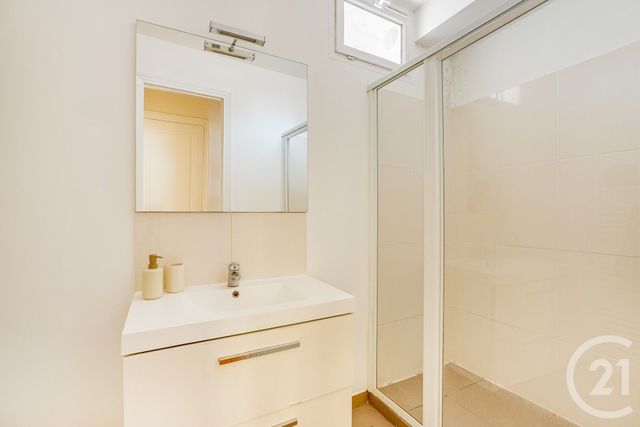 Appartement T2 à vendre - 2 pièces - 48.9 m2 - PARIS - 75015 - ILE-DE-FRANCE - Century 21 Immoside Lecourbe Vaugirard