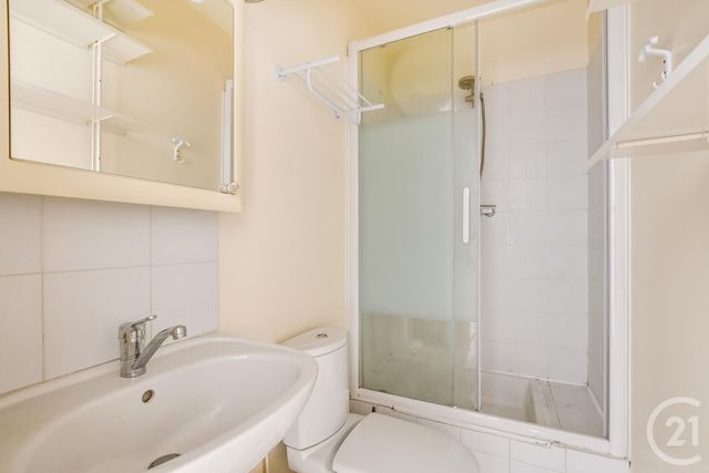 Appartement F2 à vendre - 2 pièces - 25.3 m2 - PARIS - 75015 - ILE-DE-FRANCE - Century 21 Immoside Lecourbe Vaugirard