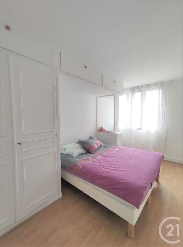 Appartement F2 à louer - 2 pièces - 40.8 m2 - PARIS - 75015 - ILE-DE-FRANCE - Century 21 Immoside Lecourbe Vaugirard